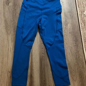 Zyia size 8-10 leggings $55 plus shipping NWT non smoking home !!